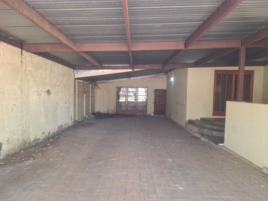 To Let 4 Bedroom Property for Rent in Suidrand Free State